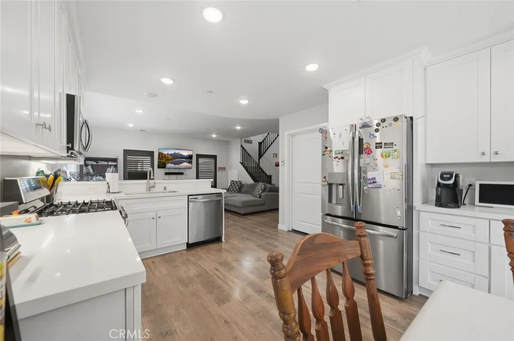 https://cdn.realtyfeed.com/cdn/127/306685586/82c55f492a799537460931585fb115a7.webp