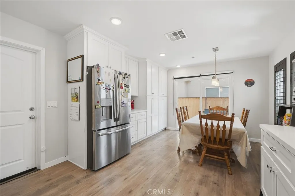 https://cdn.realtyfeed.com/cdn/127/306685586/9655e19c8569493ea6f86d6569e2bcdc.webp