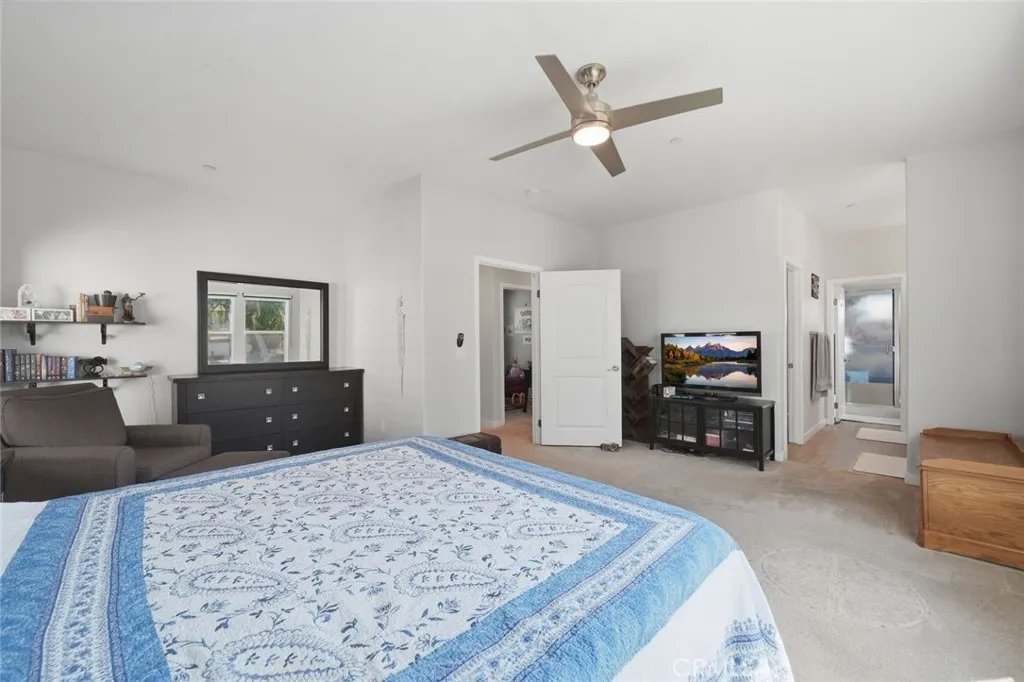 https://cdn.realtyfeed.com/cdn/127/306685586/cf6bbdb54b2136925ca4084f9d02fe31.webp