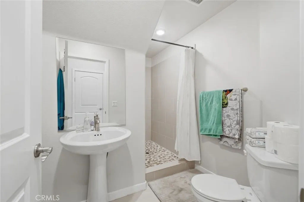 https://cdn.realtyfeed.com/cdn/127/306685586/fad35c38e2383e49c732a0c83d10f3e6.webp