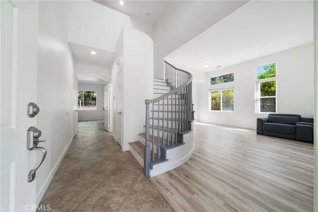 https://cdn.realtyfeed.com/cdn/127/306685603/352845d0d9a3ae34f46dc72fc3c56d17.webp