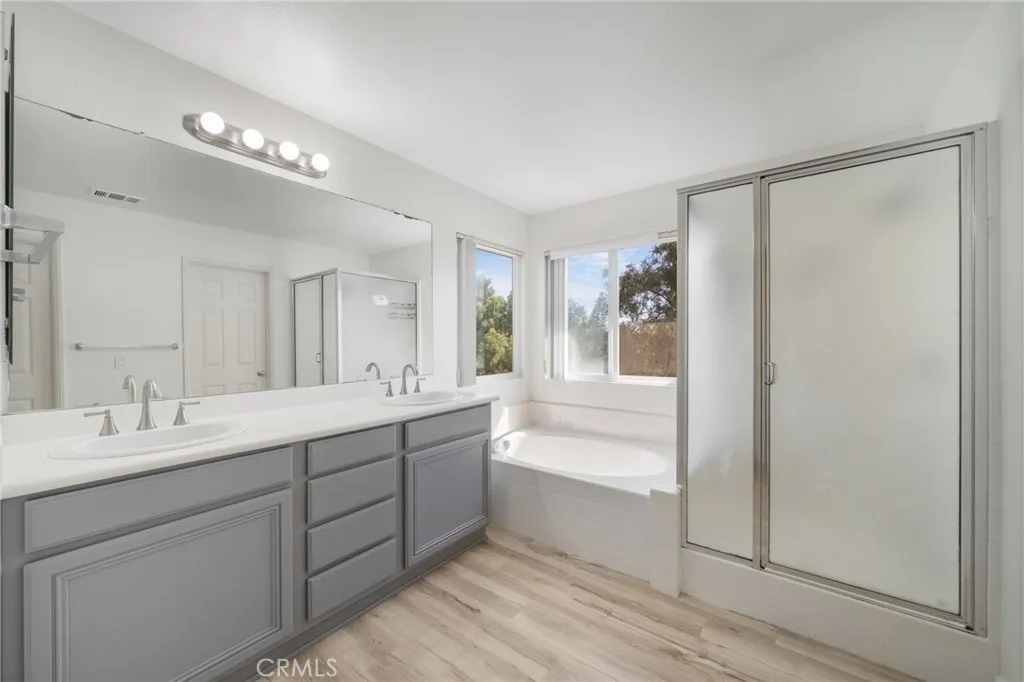 https://cdn.realtyfeed.com/cdn/127/306685603/5c6d5553d07c3f2435d91b73270bc3e5.webp
