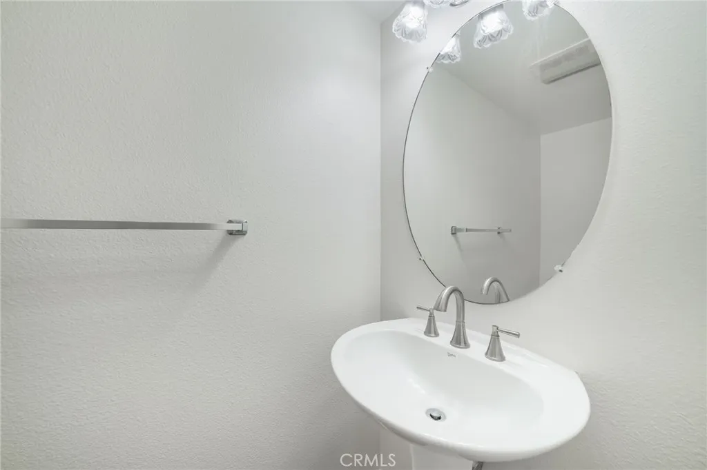 https://cdn.realtyfeed.com/cdn/127/306685603/69f87332020588459e355b44985d81d4.webp