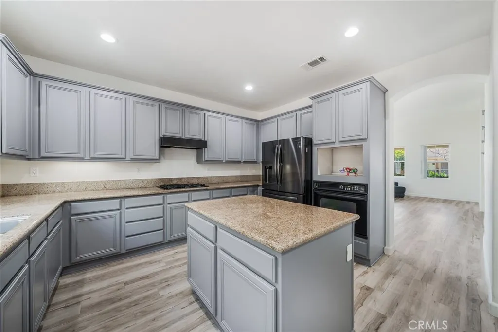 https://cdn.realtyfeed.com/cdn/127/306685603/c405884757e62385a6cc596715931765.webp