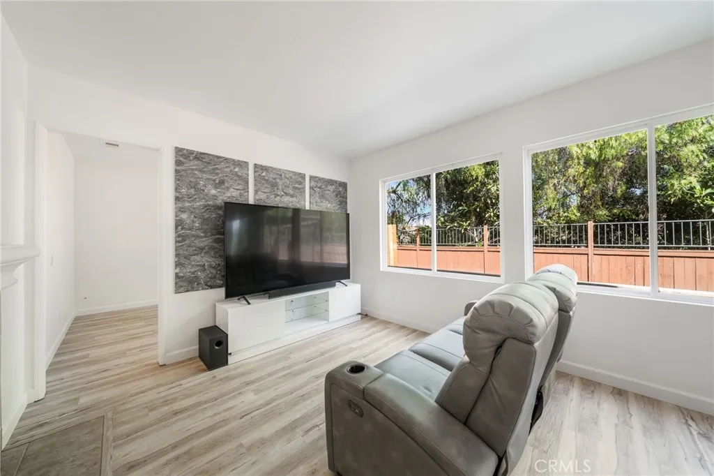 https://cdn.realtyfeed.com/cdn/127/306685603/d4863541cf17059edf270049651c686d.webp