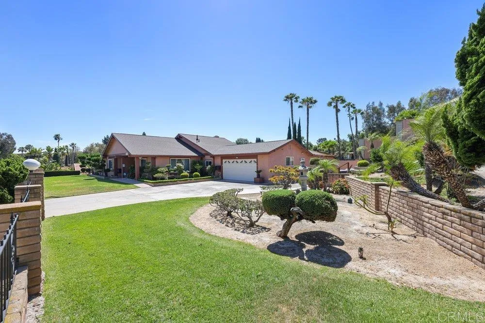 3206 Wheeling Ln., Bonita, CA, 91902
