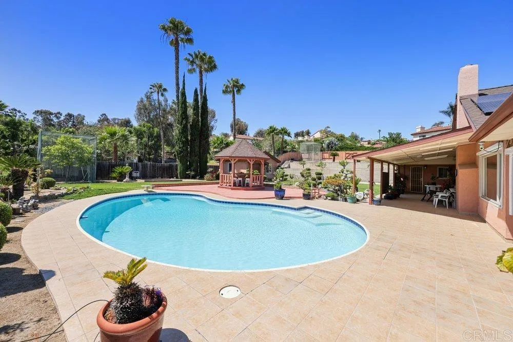 3206 Wheeling Ln., Bonita, CA, 91902