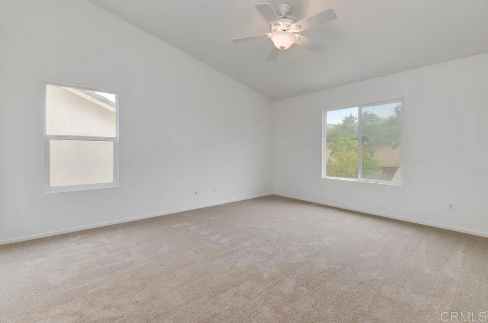 https://cdn.realtyfeed.com/cdn/127/306685639/3240334074d8d155efff9437d3b79701.webp