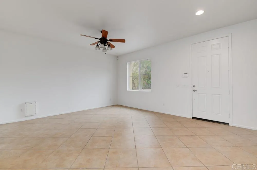 https://cdn.realtyfeed.com/cdn/127/306685639/5866e55a8895dbaedf661d13b89b98f8.webp
