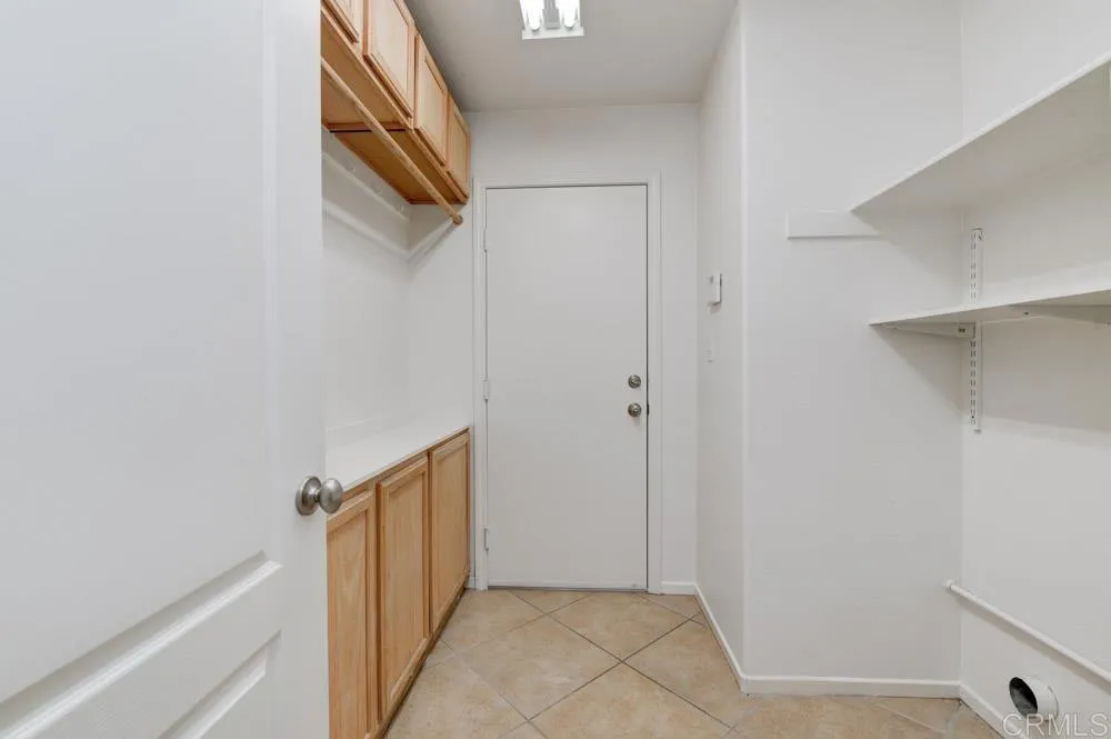 https://cdn.realtyfeed.com/cdn/127/306685639/5bed772915794a251bc45979de5bae3b.webp
