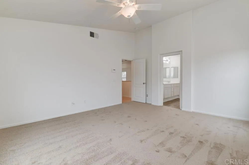 https://cdn.realtyfeed.com/cdn/127/306685639/82f8008c0d77c6c2ca44322fc1f83d25.webp