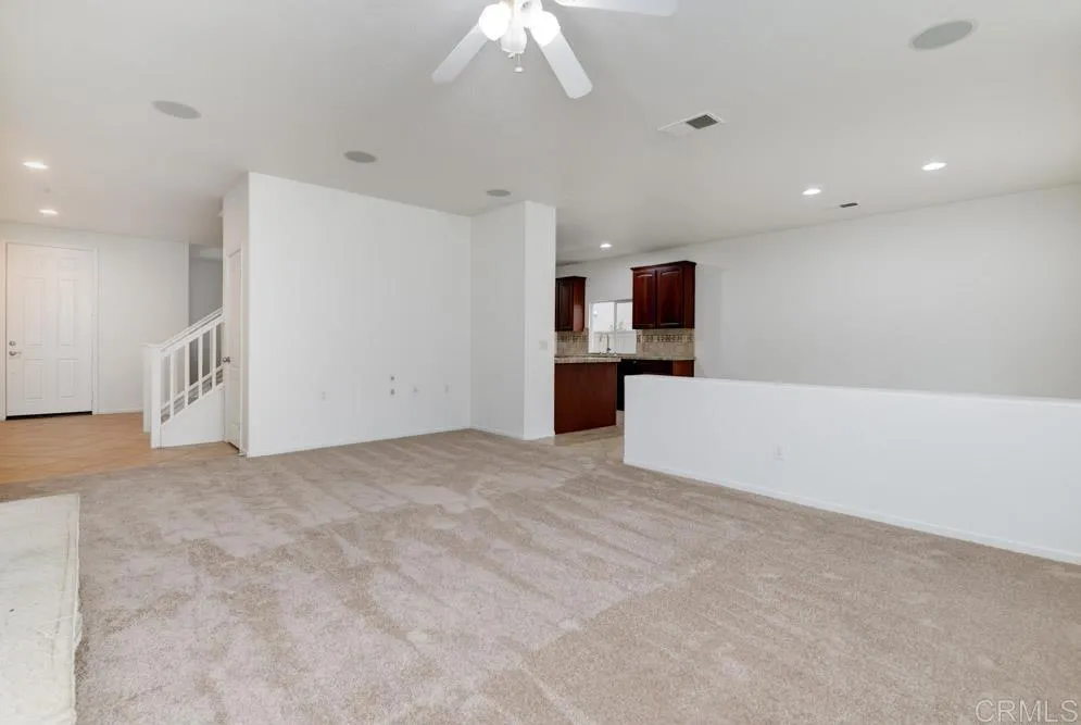 https://cdn.realtyfeed.com/cdn/127/306685639/abc0bfe3ccb0afb248239076a752a887.webp