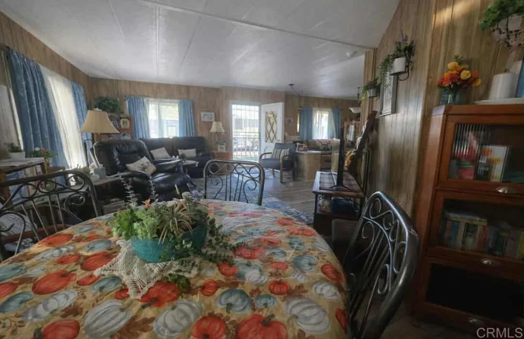 https://cdn.realtyfeed.com/cdn/127/306685655/c39a4530b5b9c055a2dbb32d56eed56b.webp