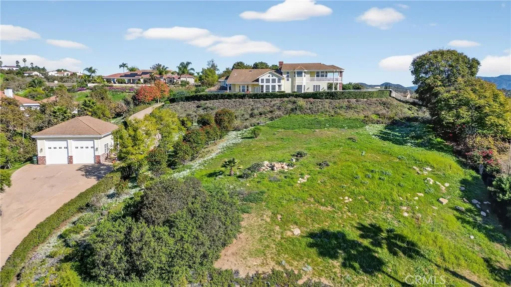 https://cdn.realtyfeed.com/cdn/127/306685657/29e599f4733527a0a64d7722a6668ad8.webp