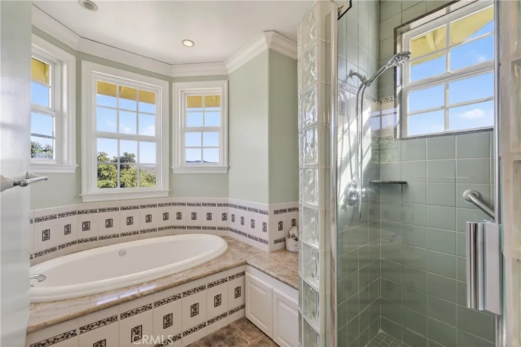 https://cdn.realtyfeed.com/cdn/127/306685657/3c1e7f2854be747867a99ef78a5e14d1.webp
