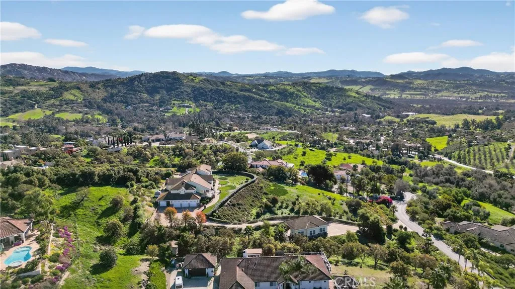 https://cdn.realtyfeed.com/cdn/127/306685657/5d48a7e1fe36c0b27d947aeeebc5a9c3.webp