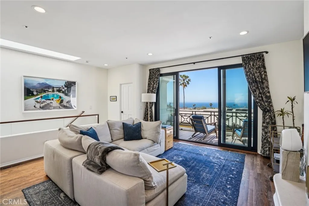 710 Manhattan Beach Boulevard, Manhattan Beach, CA 90266 - Photo 2 of 62, Manhattan Beach, CA