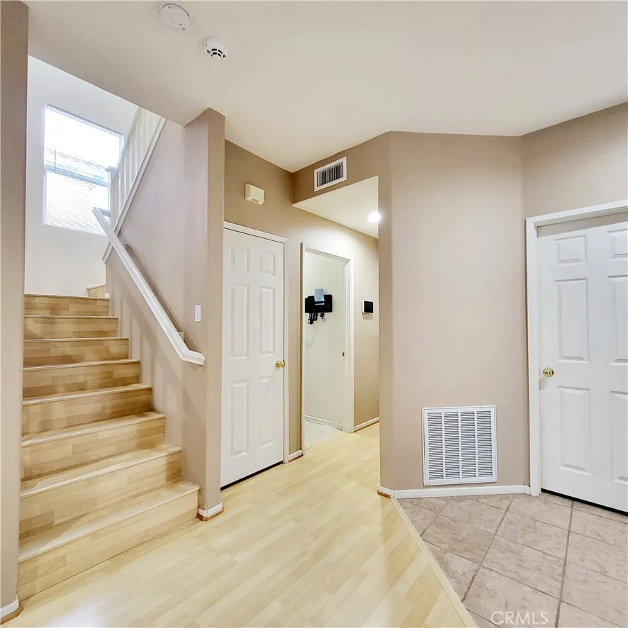 https://cdn.realtyfeed.com/cdn/127/306685710/8fc568b16408f2c0aa871d9079521bc5.webp