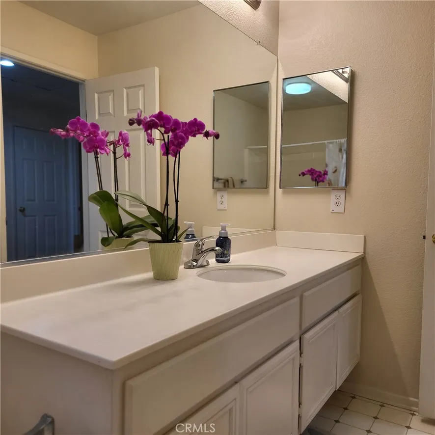 https://cdn.realtyfeed.com/cdn/127/306685710/a32f44f7d9d7a326d87bd32280c81d95.webp