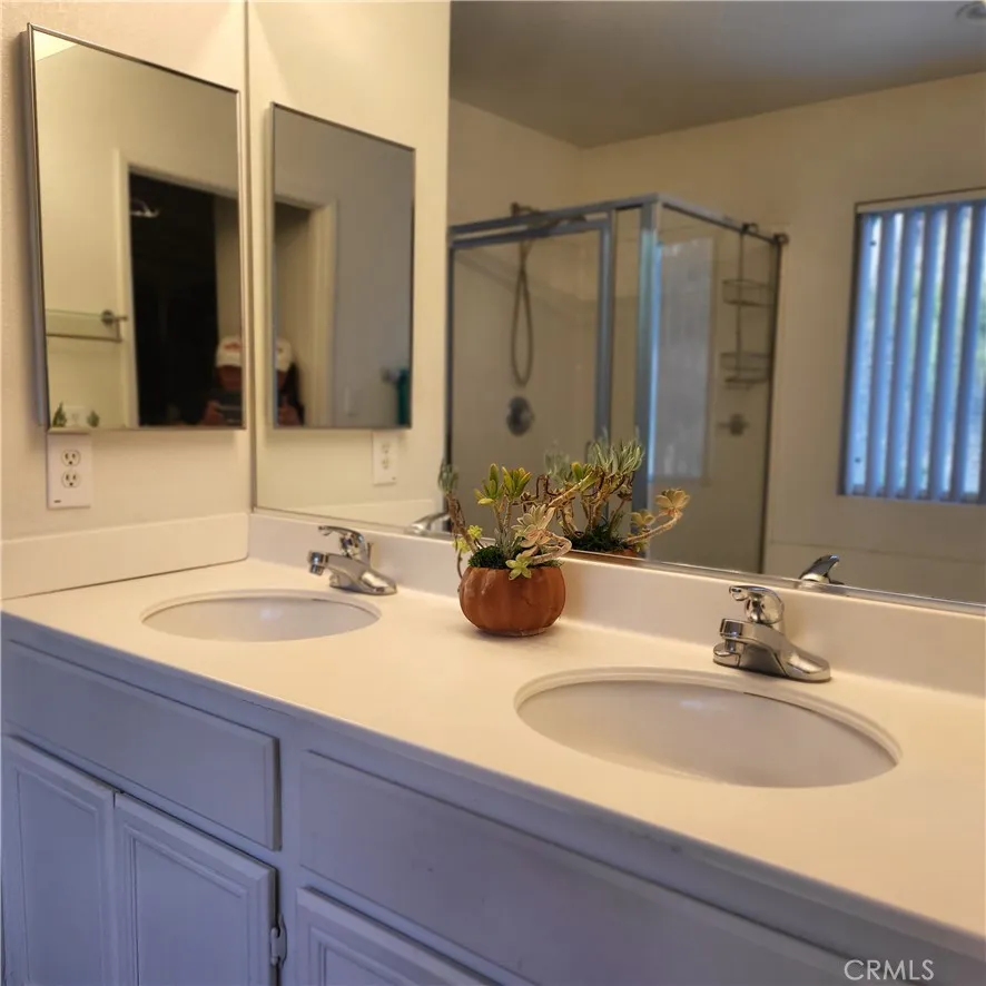 https://cdn.realtyfeed.com/cdn/127/306685710/ae3d4b346031860f990588a80cf8f5ef.webp