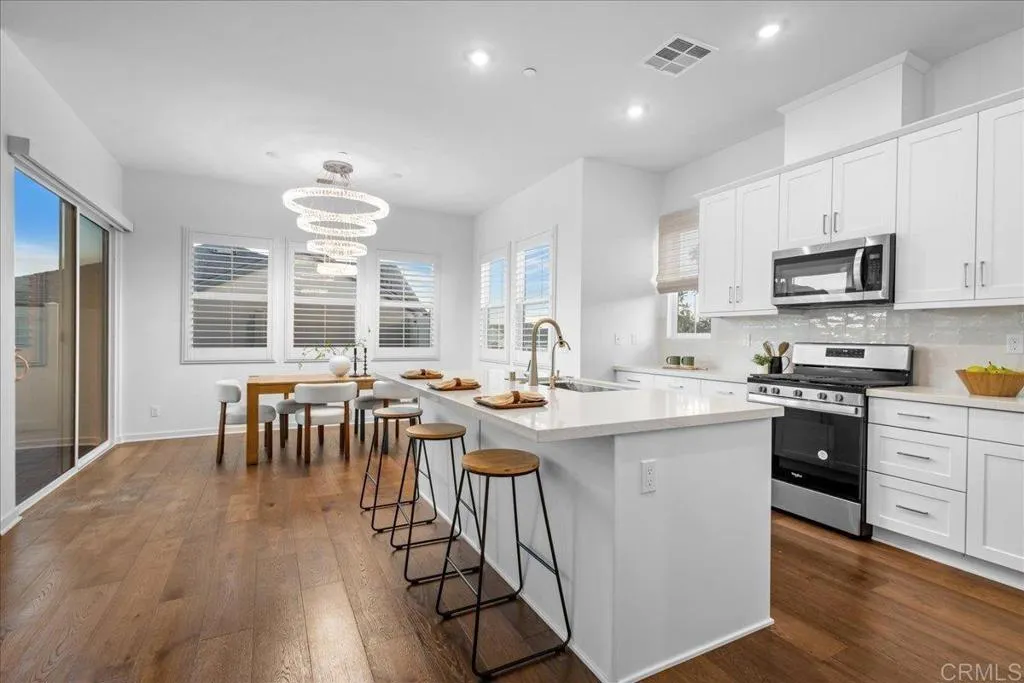 Photo #4: PTP2602584 Listing: Photo #4