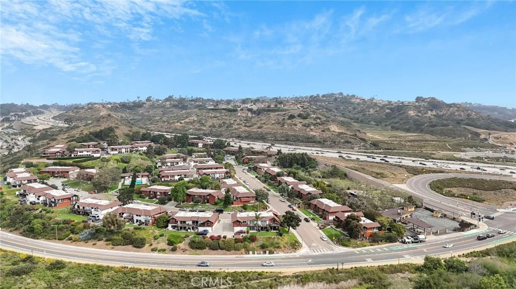 https://cdn.realtyfeed.com/cdn/127/306685740/3489d35265049ffd782253f8746bf4dd.webp
