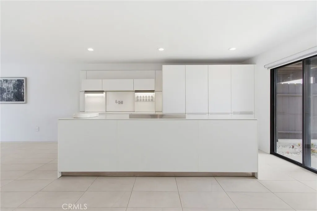 https://cdn.realtyfeed.com/cdn/127/306685740/592974d0b539b13716adacd3eb71367f.webp