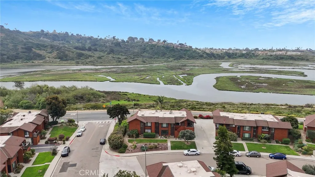 https://cdn.realtyfeed.com/cdn/127/306685740/cacddc64ca7008db8fd5ab99d21144cb.webp