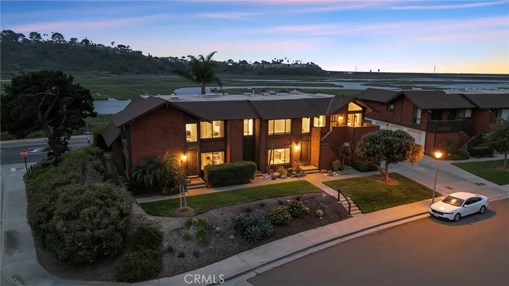 https://cdn.realtyfeed.com/cdn/127/306685740/cf82779ccbda0e47c691b953398302e4.webp