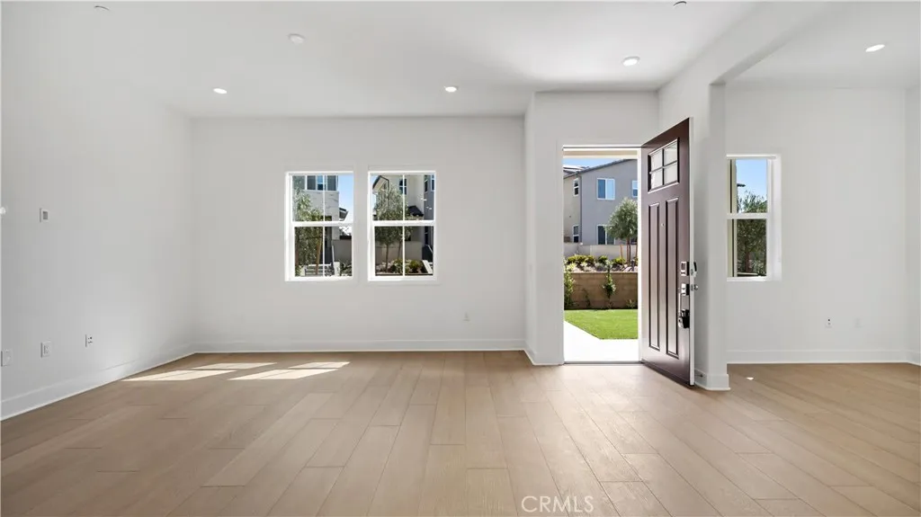 110 Scoville, Irvine, CA, 92618