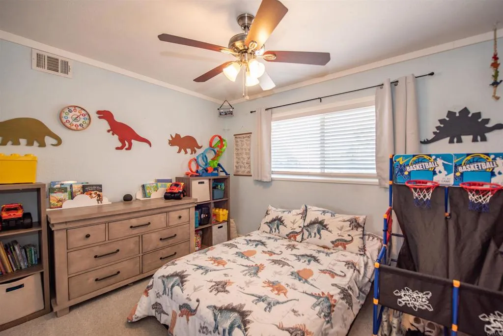 https://cdn.realtyfeed.com/cdn/127/306685814/147ce9dc1eeba07aee982bd9548bc1e7.webp