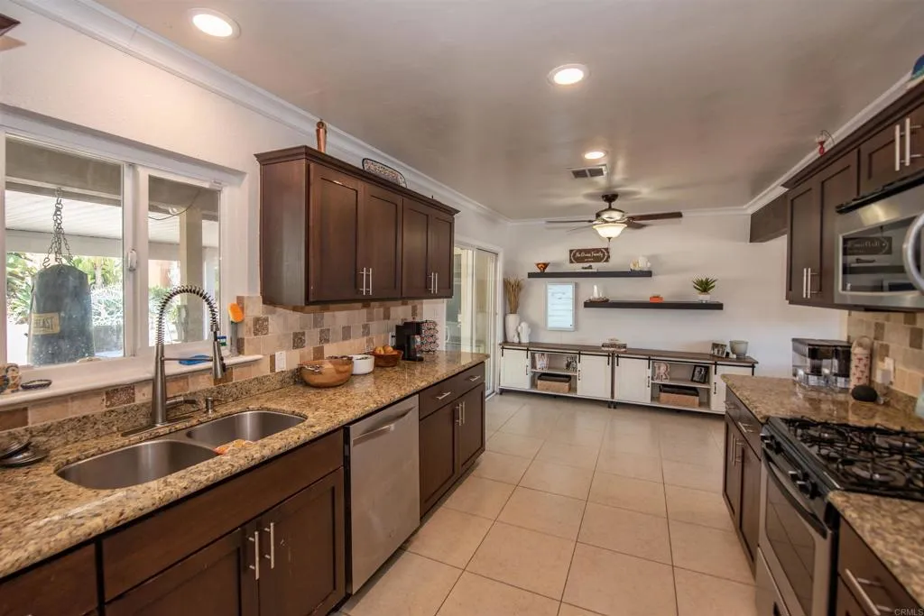 https://cdn.realtyfeed.com/cdn/127/306685814/3d759d6a7043c16c04db71a2476cfba6.webp
