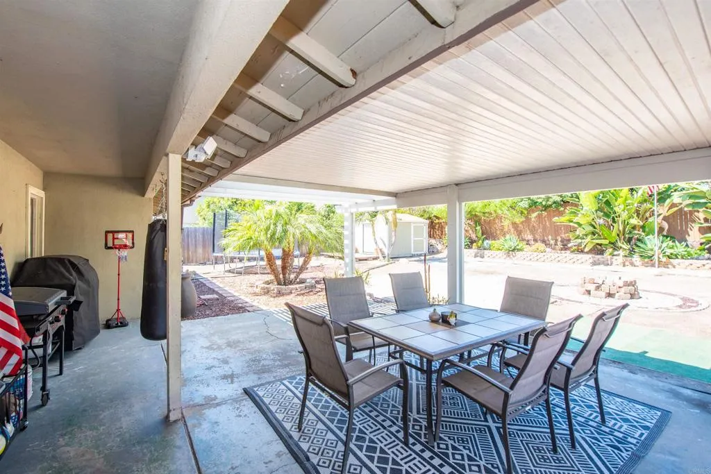 https://cdn.realtyfeed.com/cdn/127/306685814/4d0cdcbc071a7b0c07deb5910f4aa1da.webp