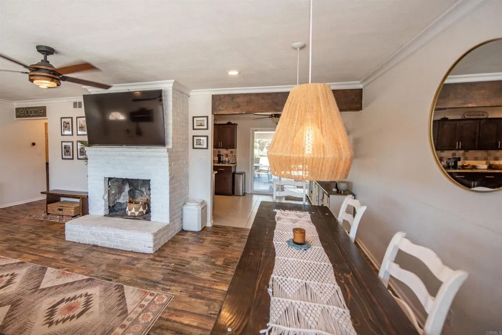https://cdn.realtyfeed.com/cdn/127/306685814/77224fd7c86b3415df3f42f50fbed217.webp