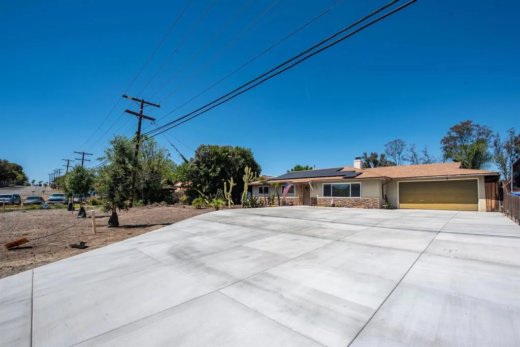 https://cdn.realtyfeed.com/cdn/127/306685814/a17c73bf62ac016b4fdfe88fd9e3db91.webp