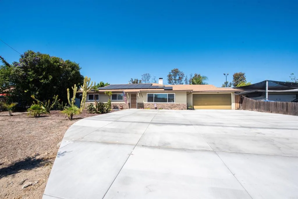 https://cdn.realtyfeed.com/cdn/127/306685814/b58a6a3085beddf99ad65d0bfe13f87a.webp