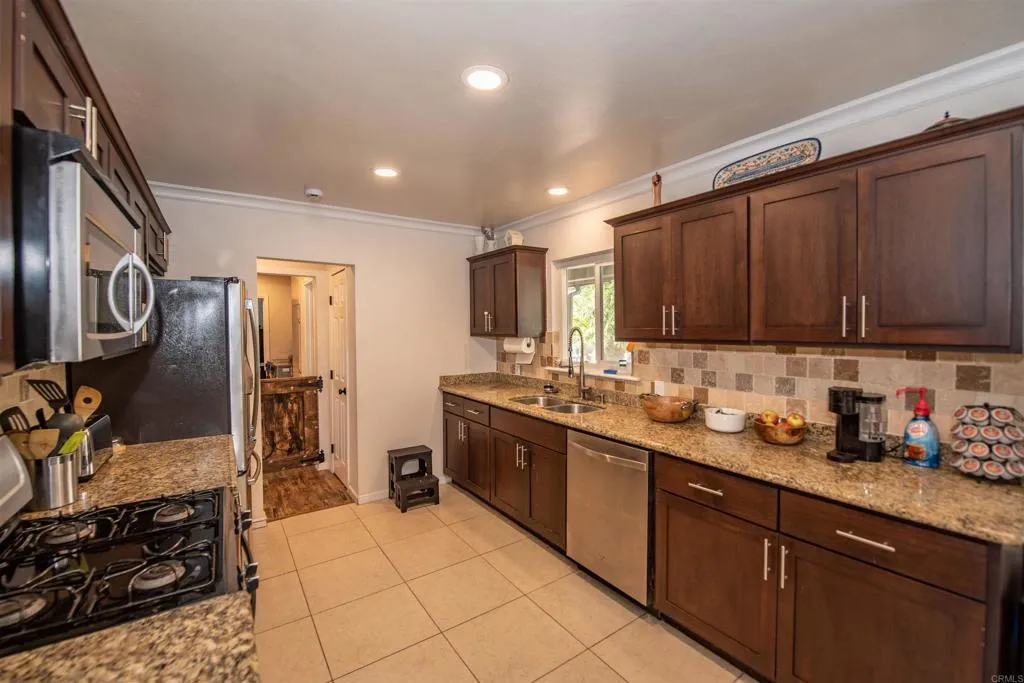 https://cdn.realtyfeed.com/cdn/127/306685814/c439747e26479bd1465b75a50fb9a62d.webp
