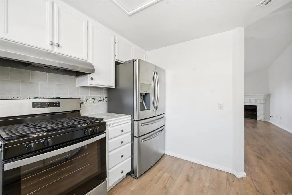 https://cdn.realtyfeed.com/cdn/127/306685843/26948dfaf2ed6fe064e8ccc43862b476.webp