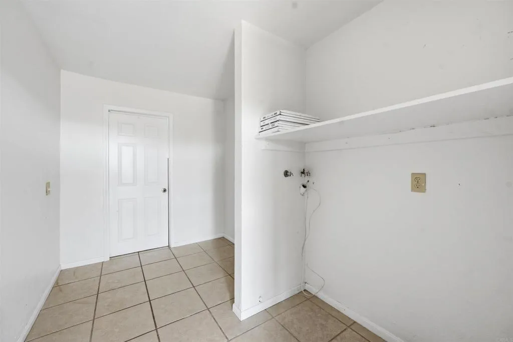 https://cdn.realtyfeed.com/cdn/127/306685843/6bdb48eb13dce8bcfd716abe48a044ab.webp