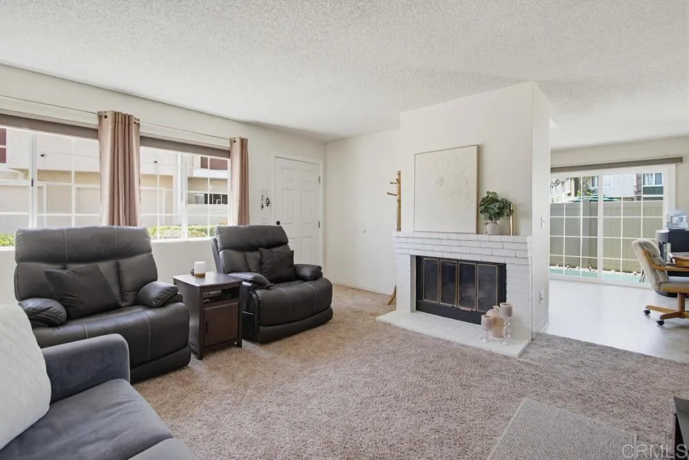 https://cdn.realtyfeed.com/cdn/127/306685850/6c32c8c7a19757f7d8e7bd7216977bd8.webp