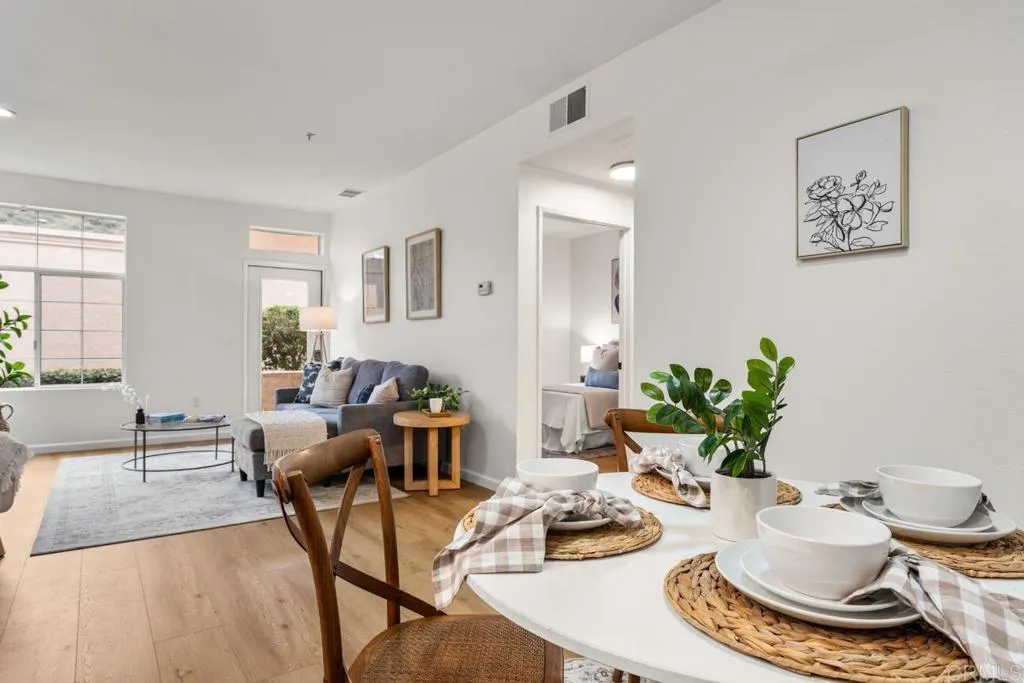 Photo #4: NDP2603334 Listing: Photo #4