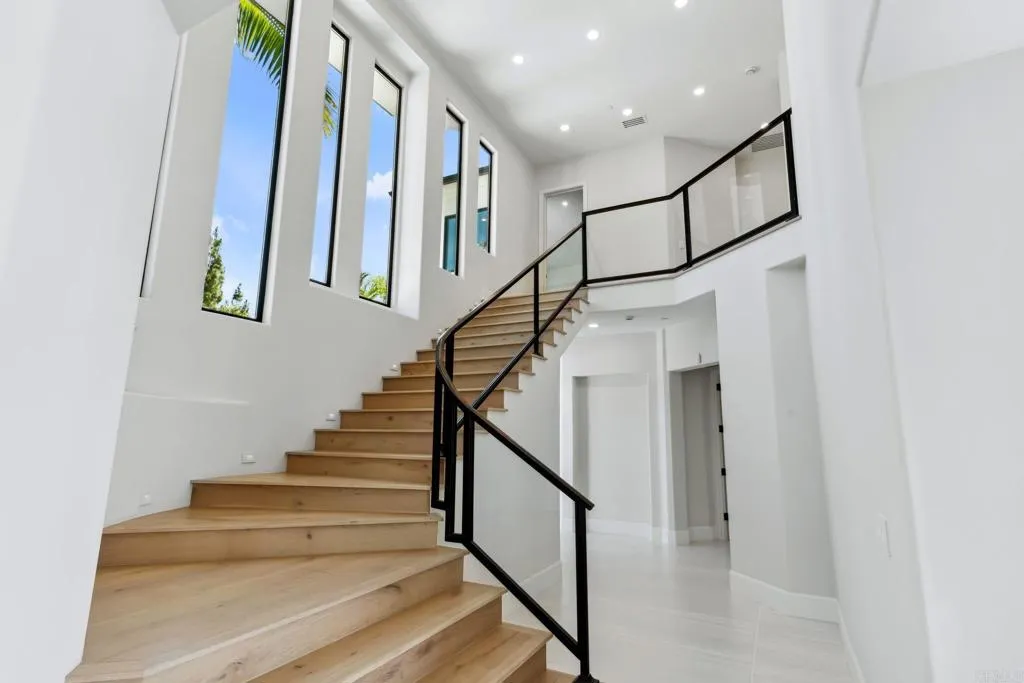 https://cdn.realtyfeed.com/cdn/127/306685897/761824c0bc3e60580b8d895e3b327118.webp
