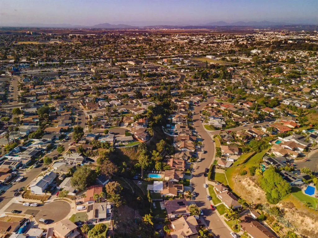 https://cdn.realtyfeed.com/cdn/127/306685898/80c12fd6fa34baafa19337a0077205e3.webp