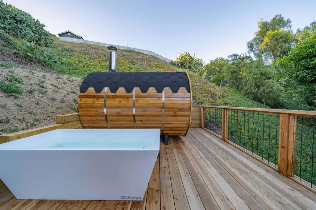https://cdn.realtyfeed.com/cdn/127/306685898/c4a4558492ebd4be6c3725737007391e.webp