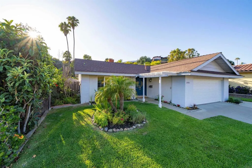 https://cdn.realtyfeed.com/cdn/127/306685898/dfc99a5ecf7cd327e3247574b3d2a09d.webp