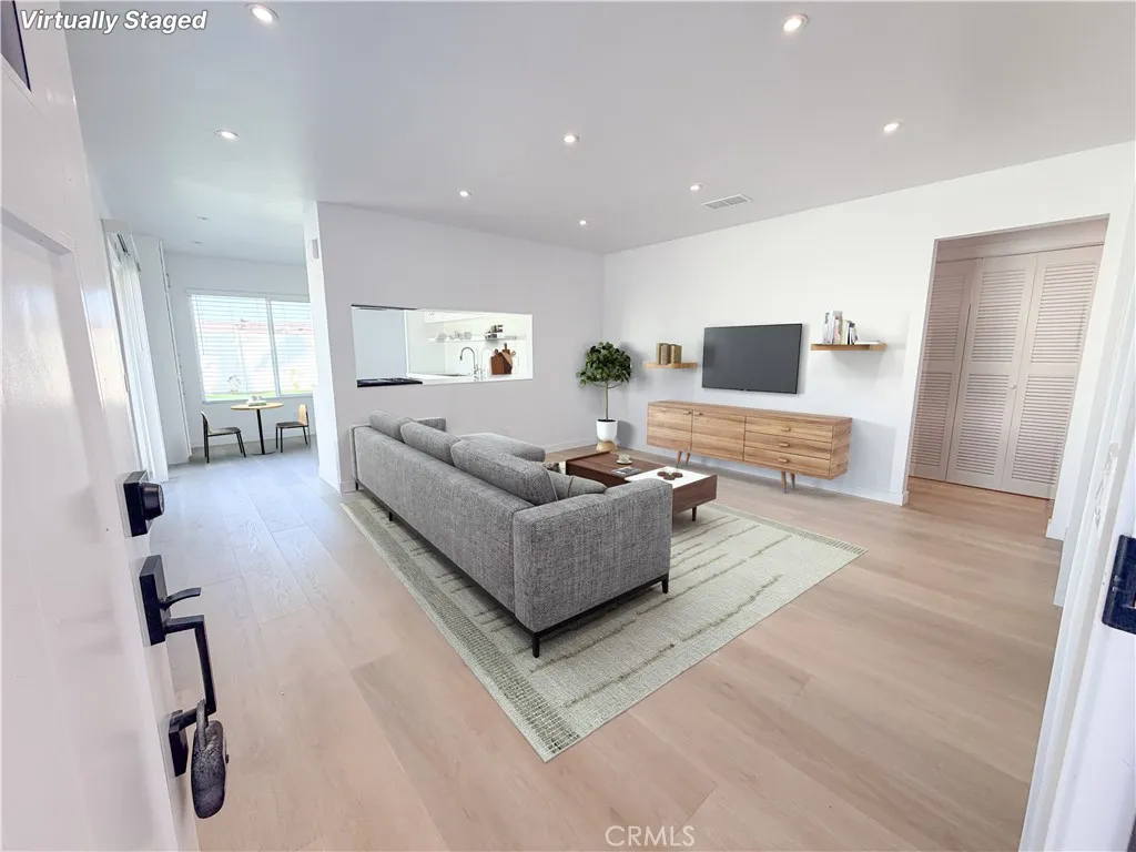 https://cdn.realtyfeed.com/cdn/127/306685900/0d40708c99528128efe33b14db56da31.webp