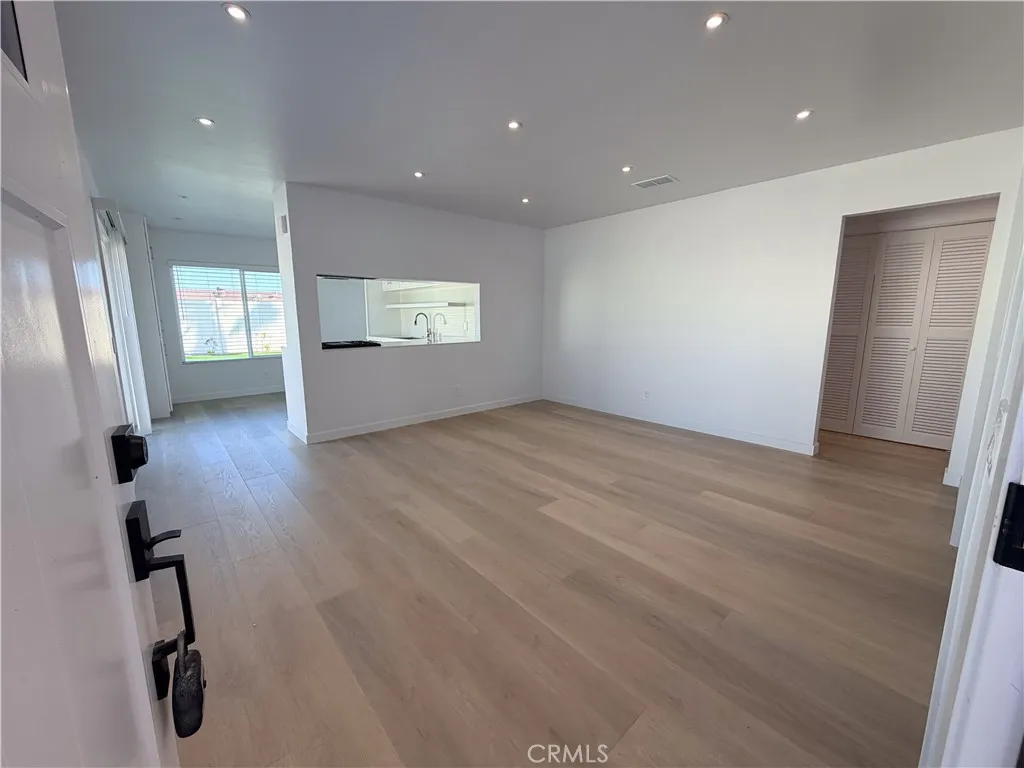 https://cdn.realtyfeed.com/cdn/127/306685900/2b22888d234e533a5eeee5c11f872d1e.webp