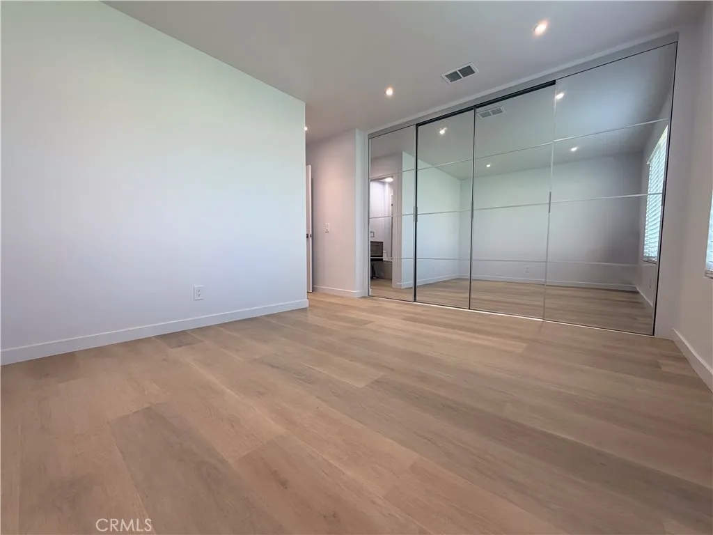 https://cdn.realtyfeed.com/cdn/127/306685900/a5d469731354334586e58af7551823d8.webp