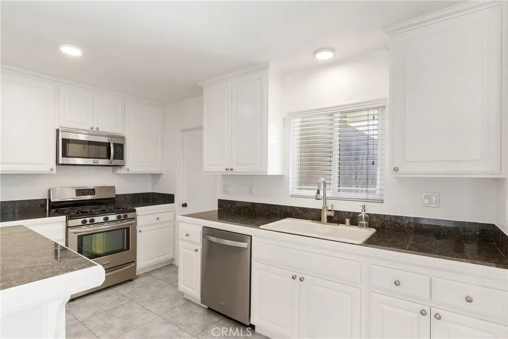 384 16th Place UNIT&nbsp;B, Costa Mesa, CA, 92627