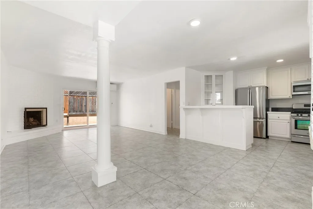 384 16th Place UNIT&nbsp;B, Costa Mesa, CA, 92627